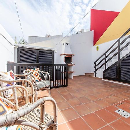 J - Casa Do Farol Guesthouse 拉哥斯 外观 照片