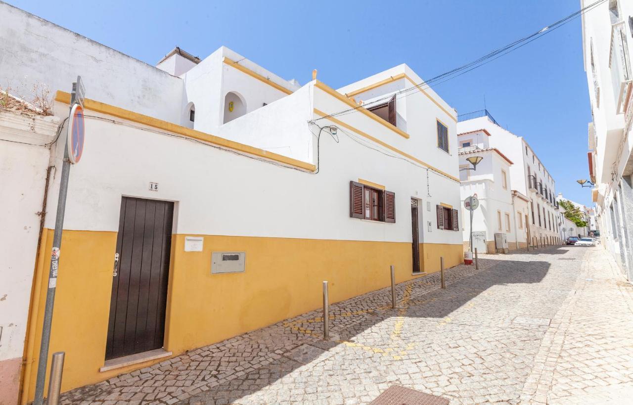 J - Casa Do Farol Guesthouse 拉哥斯 外观 照片