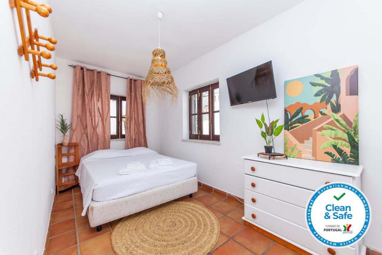 J - Casa Do Farol Guesthouse 拉哥斯 客房 照片